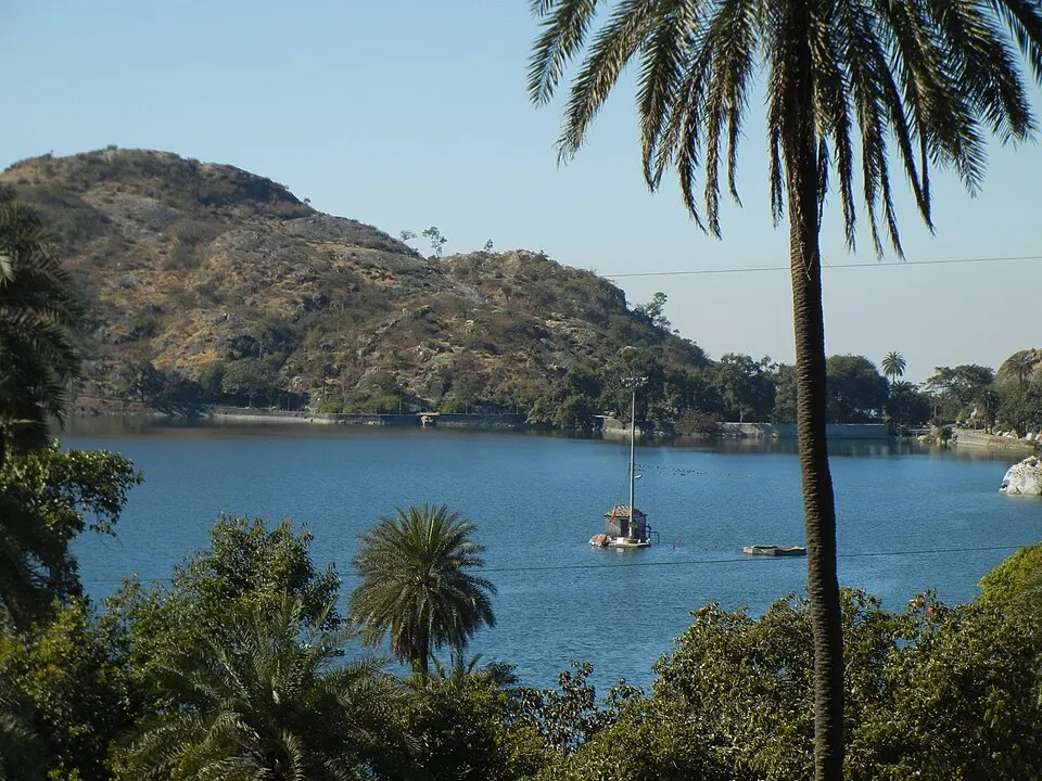 Jaipur Outstation Cab Service - Jaipur to Mount Abu Outstation Plan